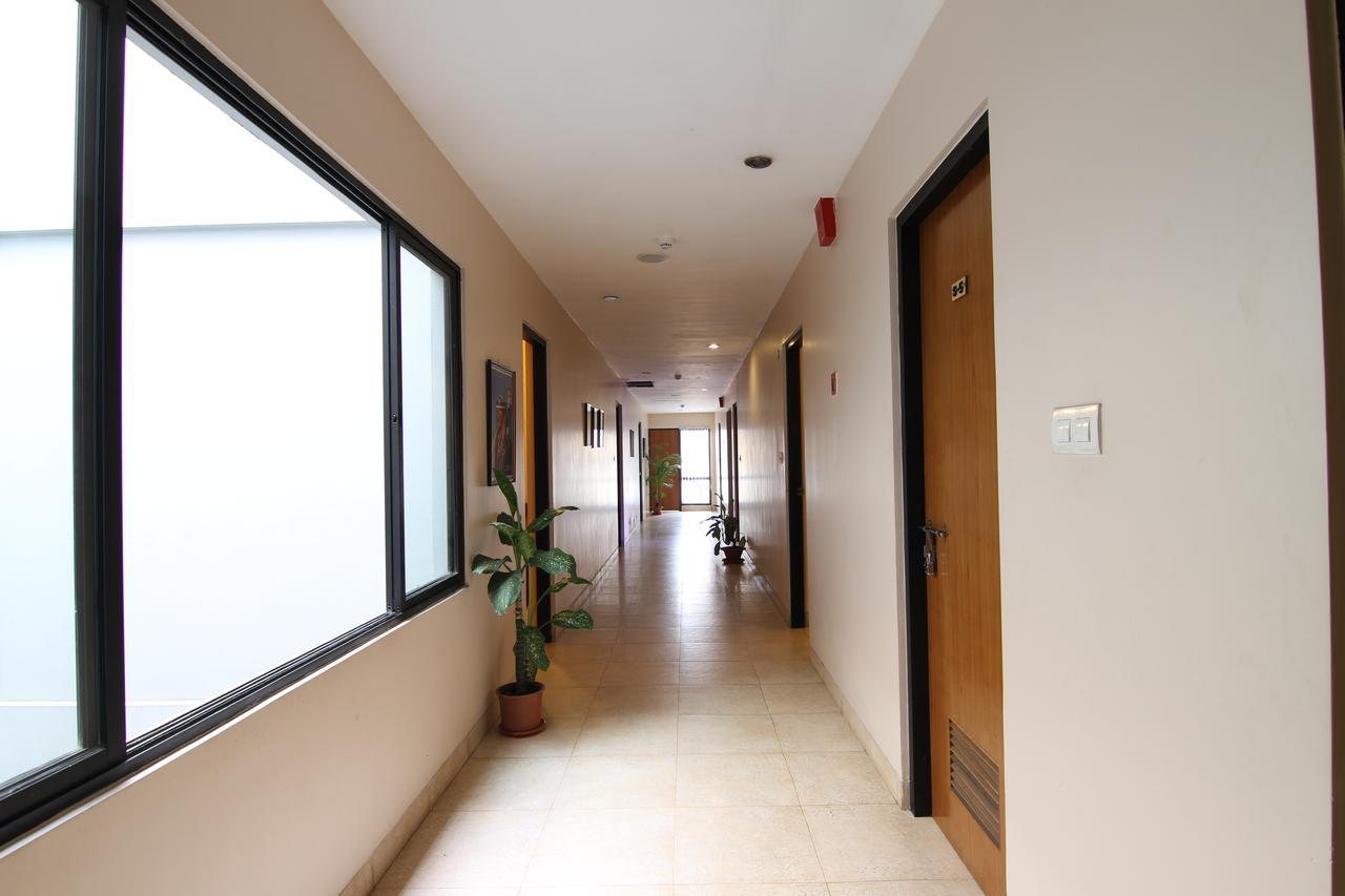 Hotel Rajawas Dibrugarh エクステリア 写真